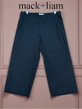 Mack + Liam, Plus Size 1X, Black Cropped Wide Leg Ankle Pants Stretch